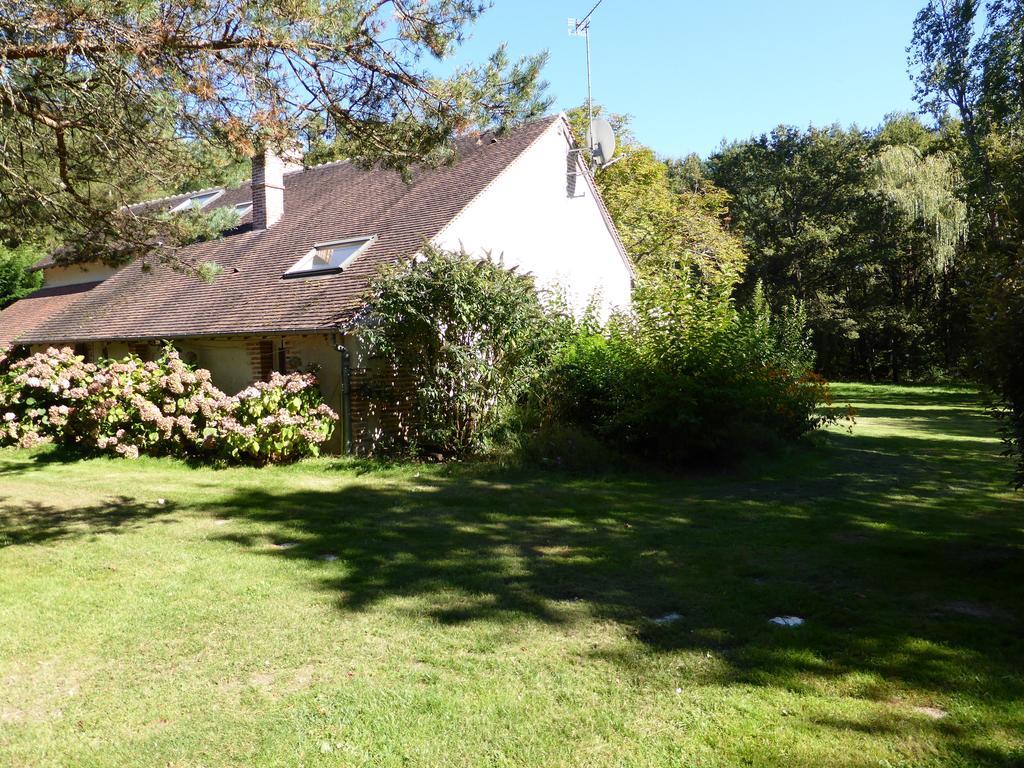 Les Fontenils Lassay-sur-Croisne Exterior foto